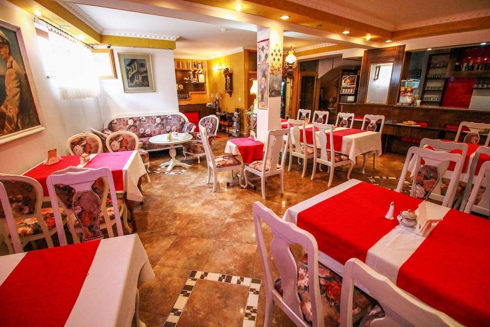 Hotel Herc Szarajevó Kültér fotó