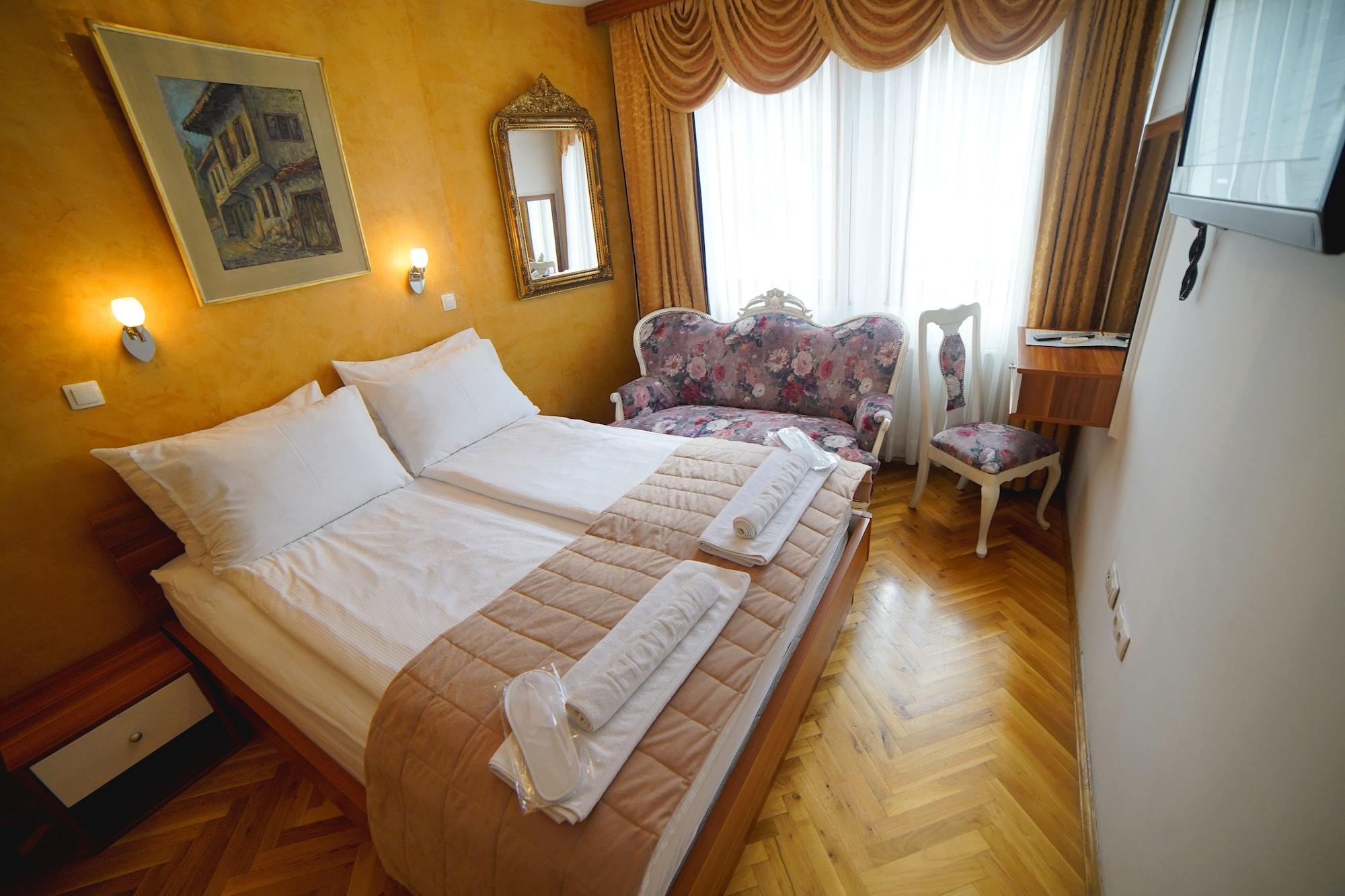 Hotel Herc Szarajevó Kültér fotó