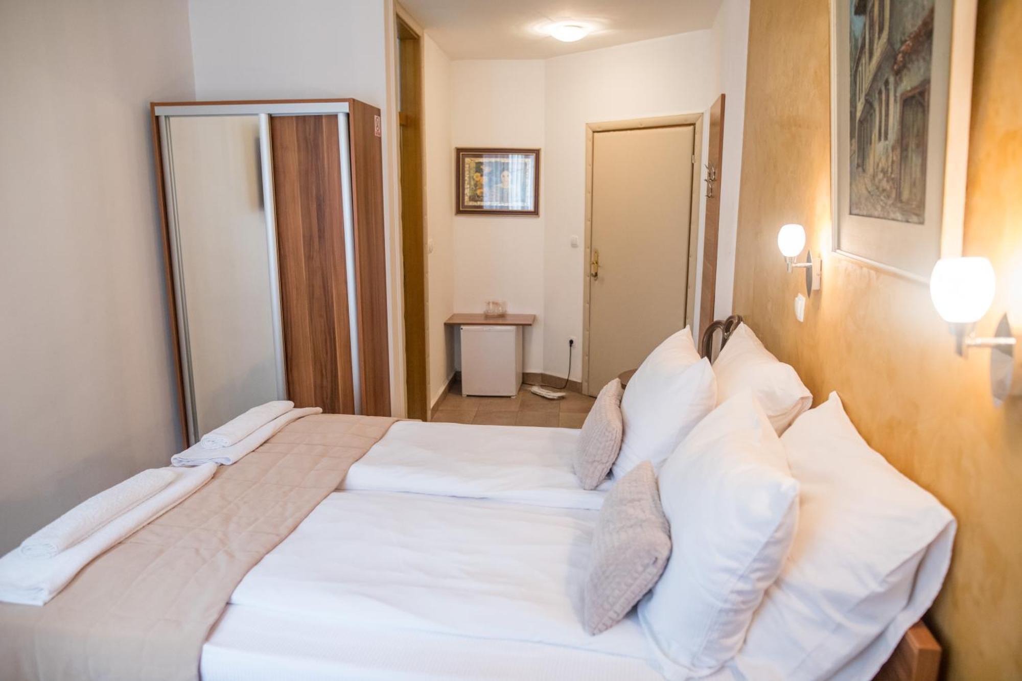 Hotel Herc Szarajevó Kültér fotó