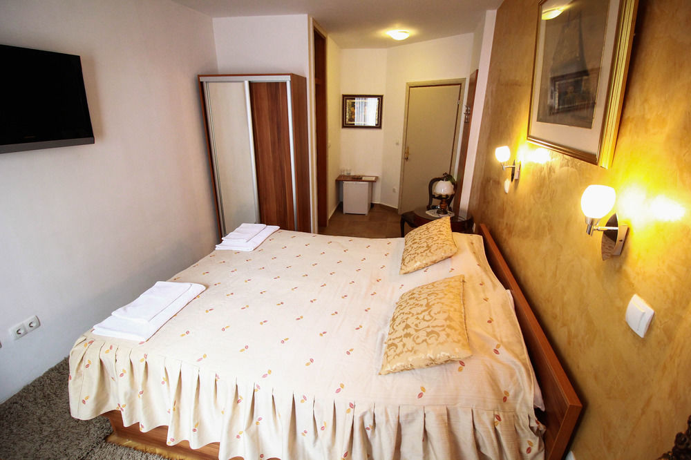 Hotel Herc Szarajevó Kültér fotó